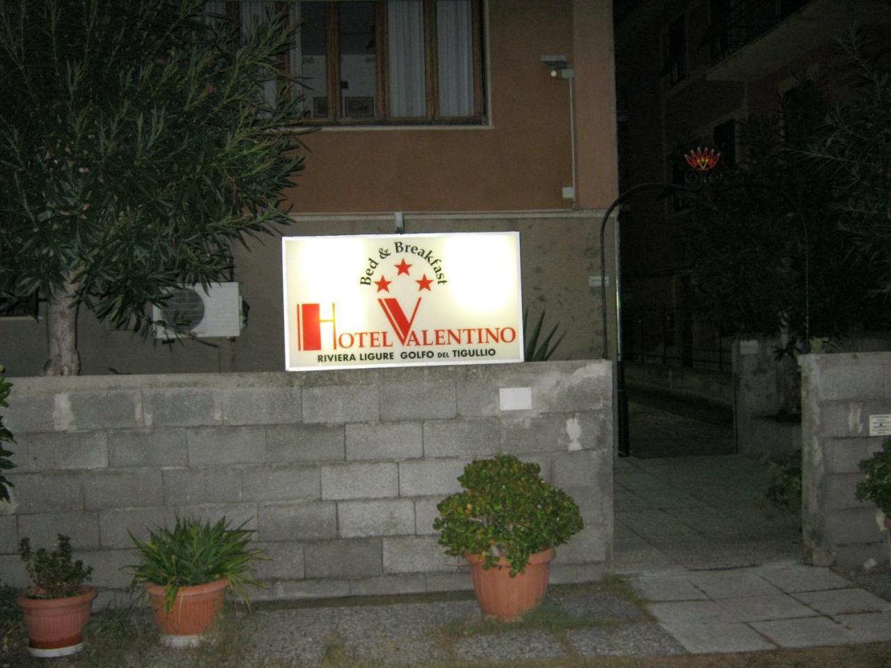 Valentino Hotel